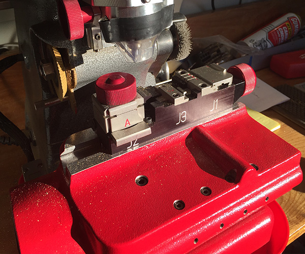 automotive locksmith, residential locksmith, commercial locksmith, safe locksmith, car and truck lockouts, auto key rekeying, New Orleans Gretna Terrytown, locksmith, Lock, key